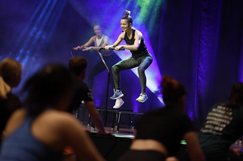 World_Jumping_Party
